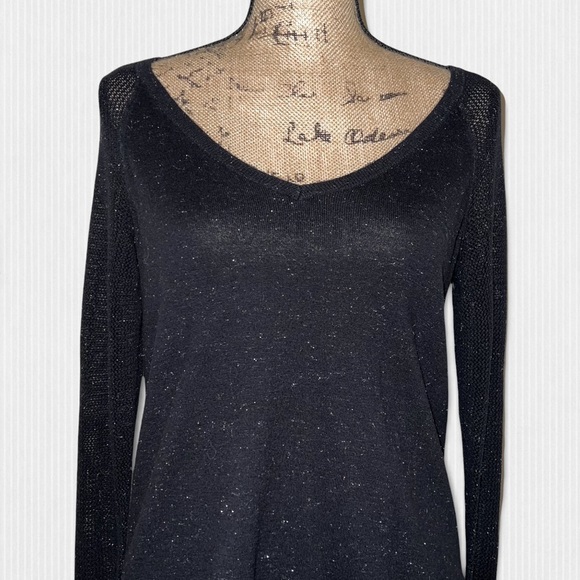 Rock & Republic Black Sparkle Long Sleeve Top - Picture 2 of 9